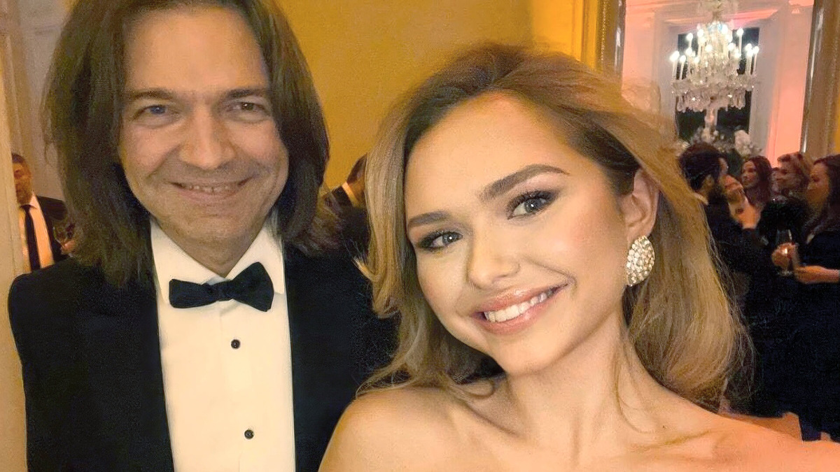 Стеша Маликова со своим известным папой