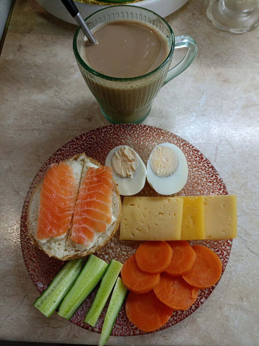 КБЖУ: 379/22,1/24,4/17,7