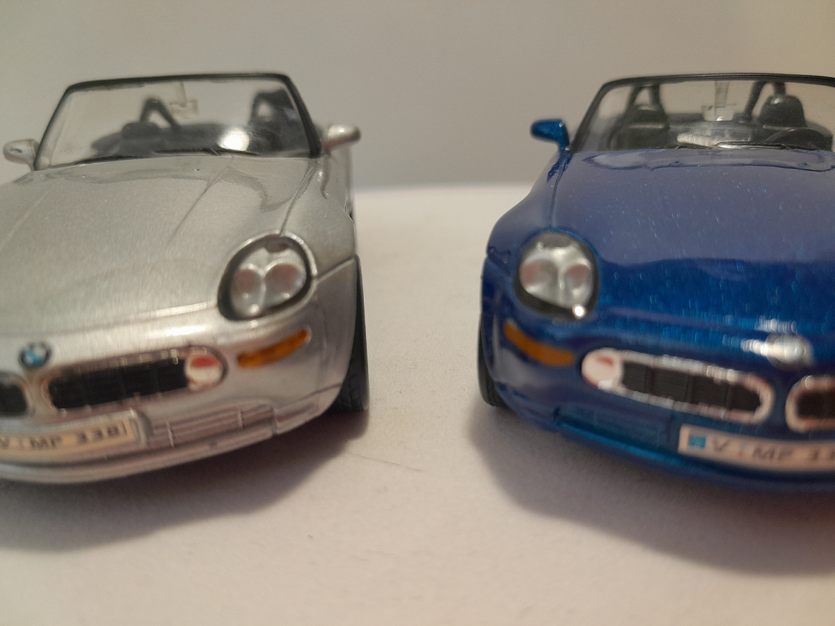 Серебристая 9755, синяя 49755