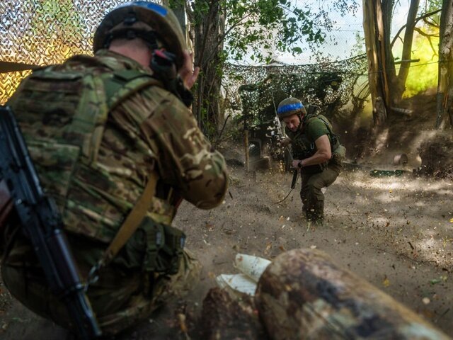    Фото: ТАСС/АР/Evgeniy Maloletka