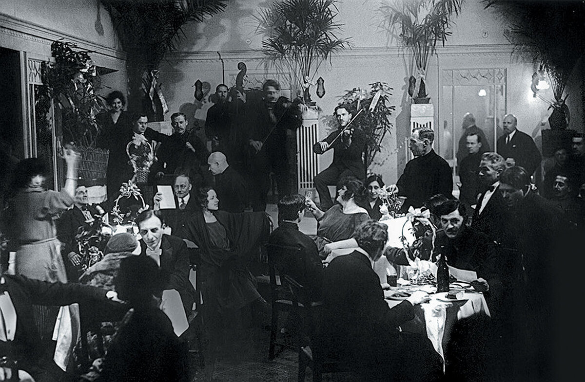 СССР. В ресторане в 1920-е годы