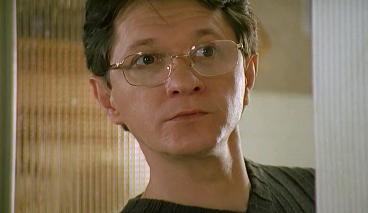 Кадр из сериала "Каменская", 1999 г., режиссер Юрий Мороз, сценаристы Александра Маринина, Александр Токарев, Наталия Полозова, композитор Алексей Айги (скриншот)