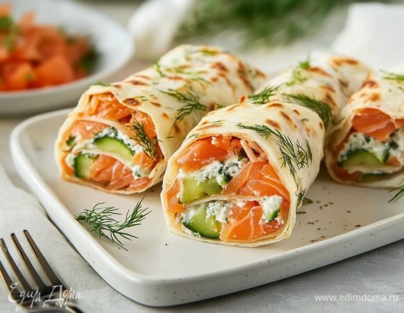 Красная рыба в лаваше