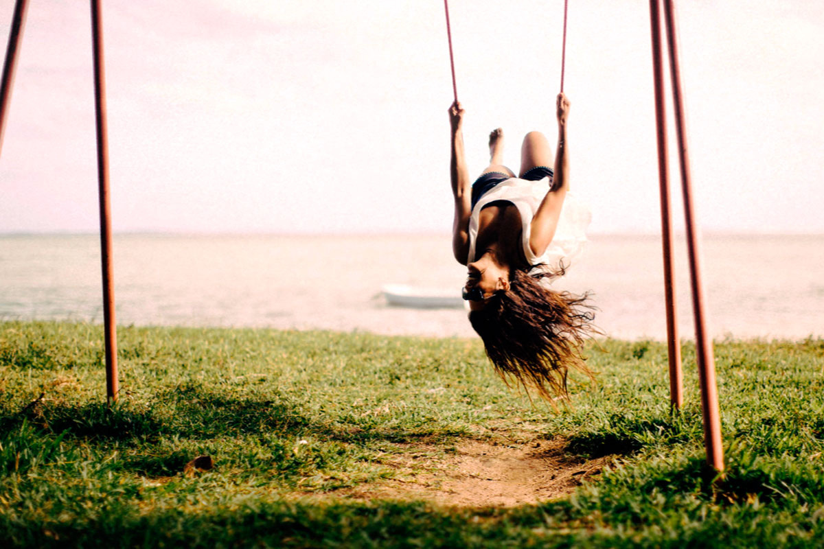 Жертва и абьюзер создают свою реальность, где насилие воспринимается как норма, а жестокость — как проявление привязанности