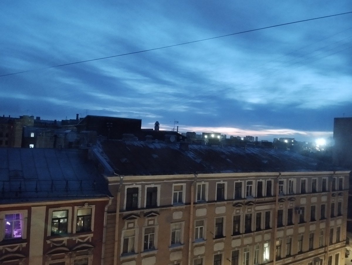 Утро в Петербурге, вид из окна нашего номера