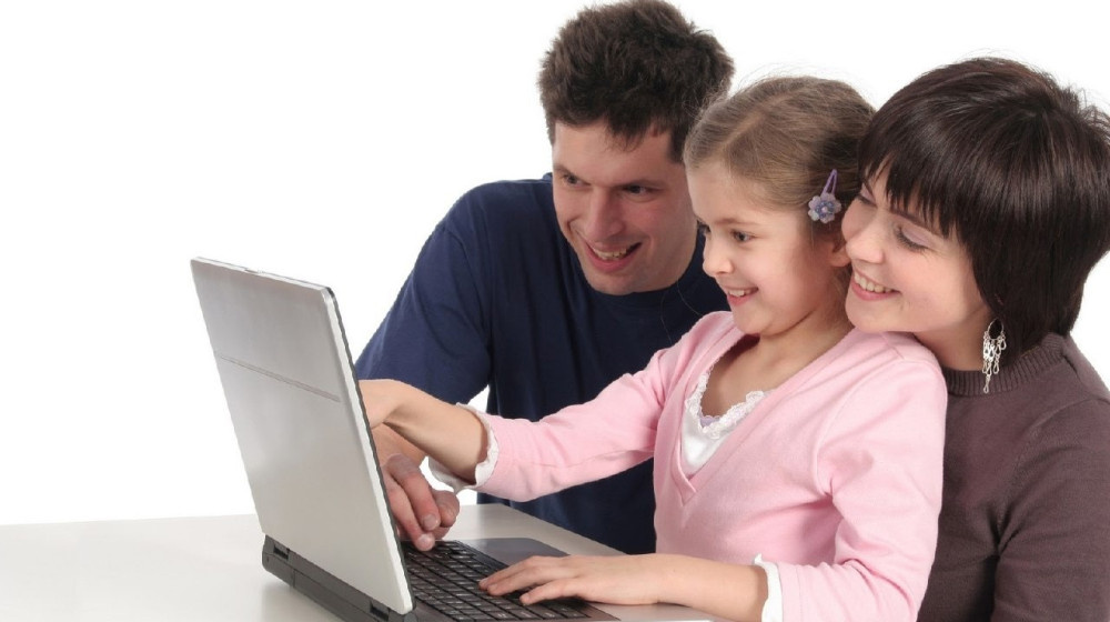    Как вернуть доверие, если ребенок прячет телефон