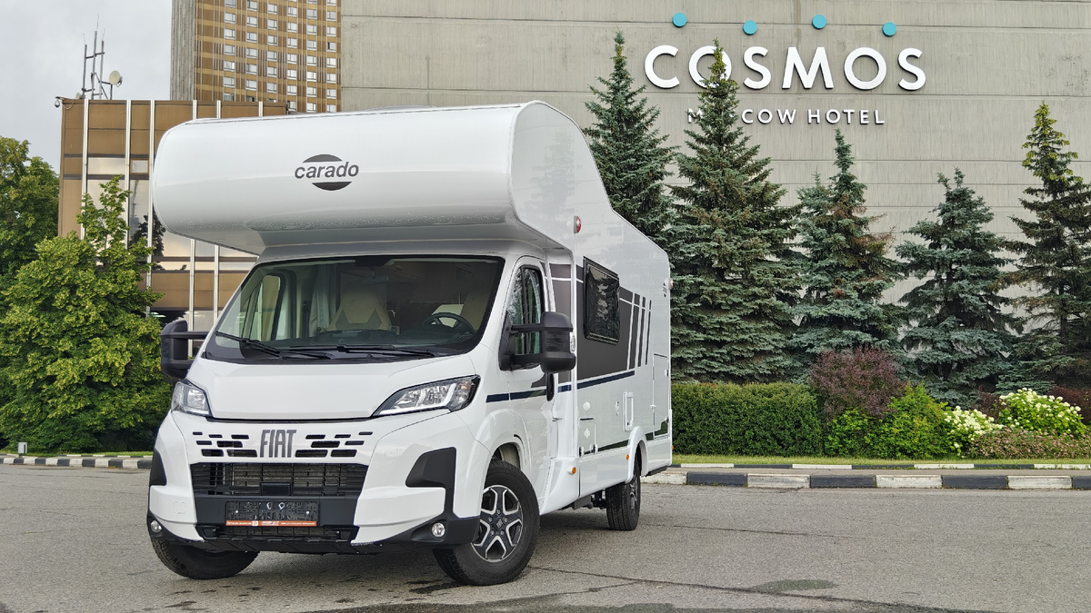 Общий вид автодома Carado A464 снаружи — обзор на канале Яхты на колёсах