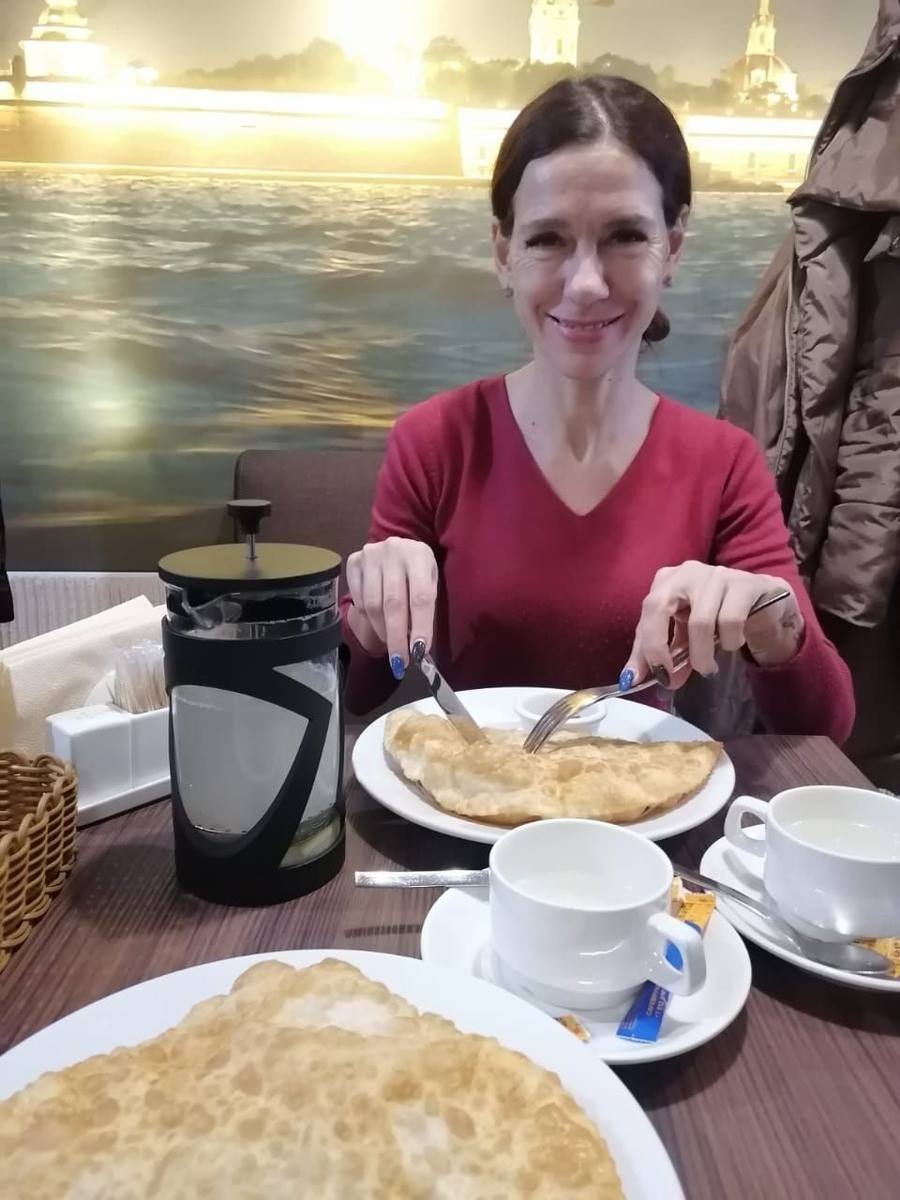 Санкт-Петербург. Чебуречная "Брынза" Январь 2023 год.