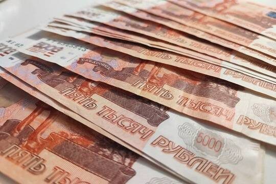    Россияне верят в повышение зарплаты до пикового уровня в будущем