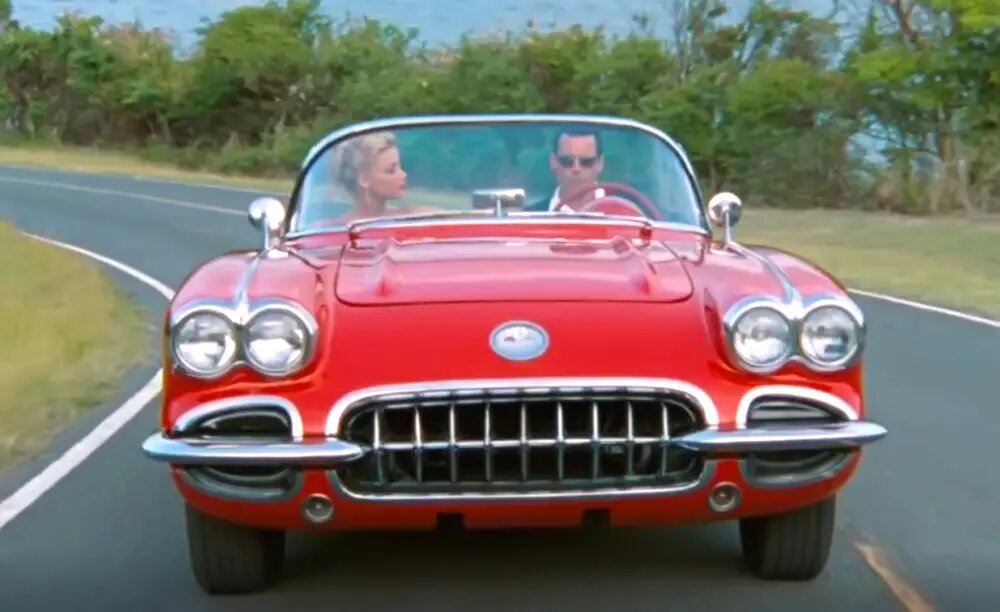   “Ромовый Дневник” – американская комедийная драма режиссёра Брюса Робинсона, экранизация одноимённого романа гонзо-журналиста Хантера С. Томпсона