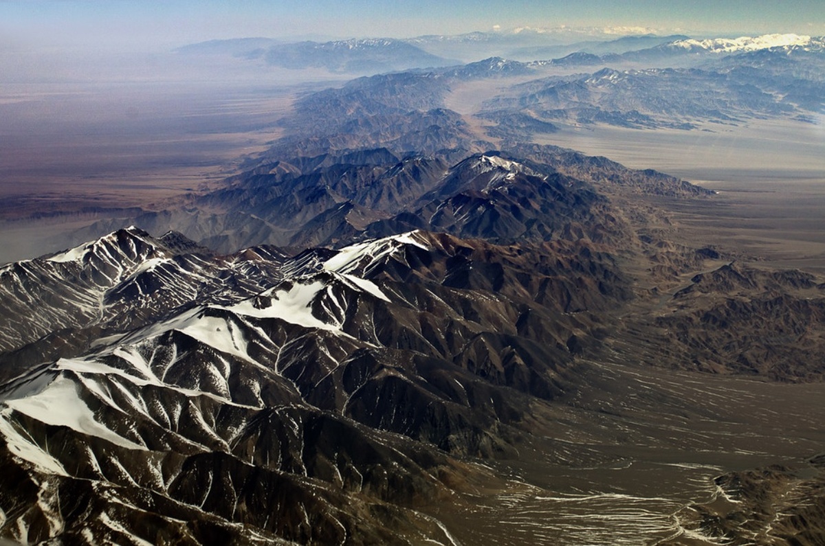 Горы Куньлунь с воздуха (3 фото)