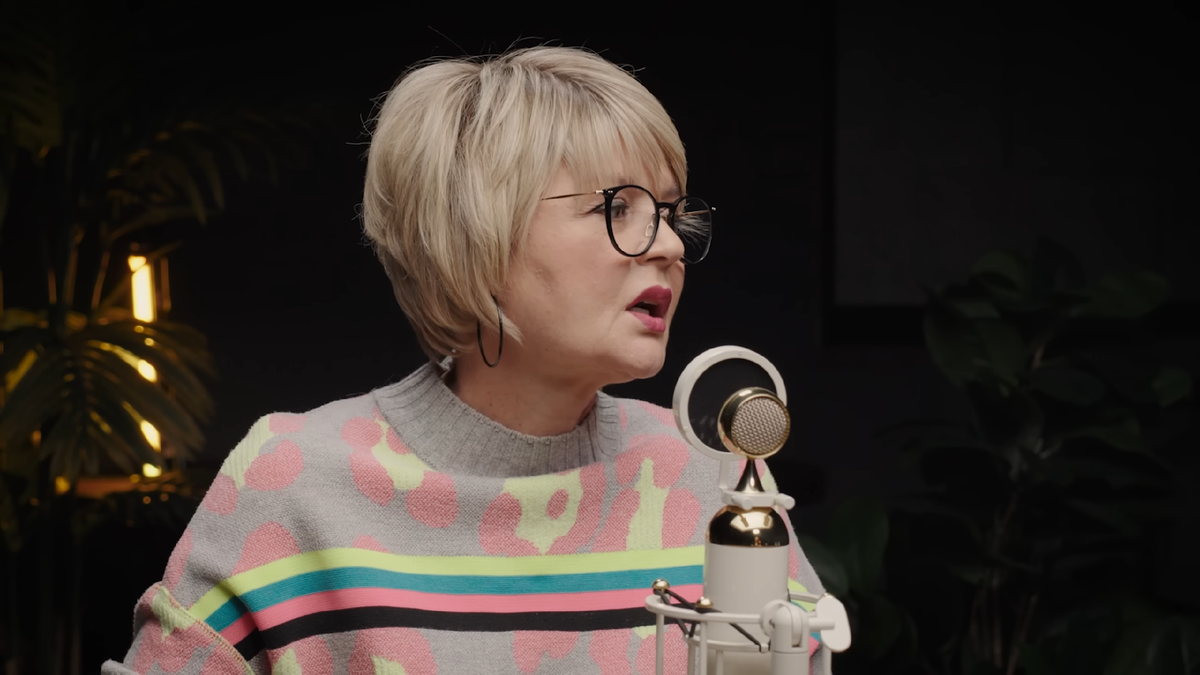 Юлия Меньшова. Фото: YouTube / @AlexanderSokolovskiy