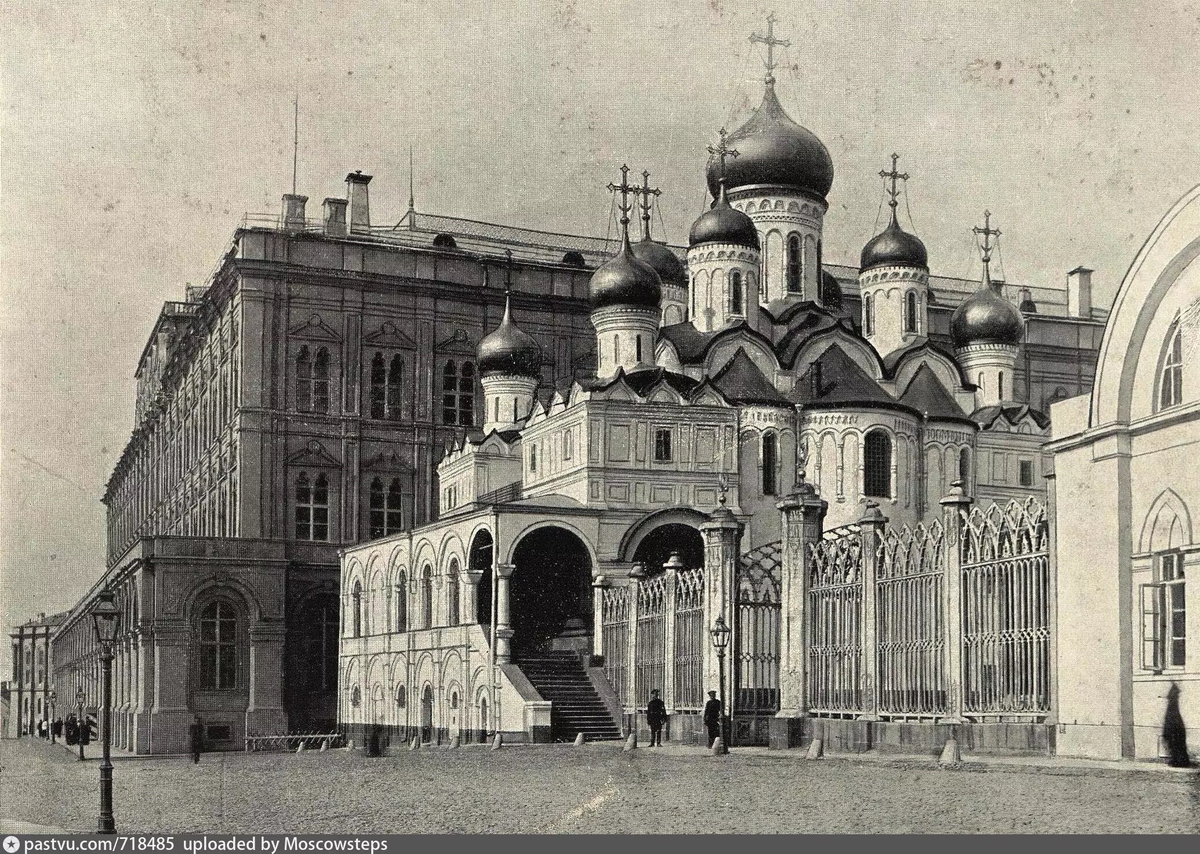 Благовещенский собор в 1880-1903 годах. С сайта www.pastvu.com.