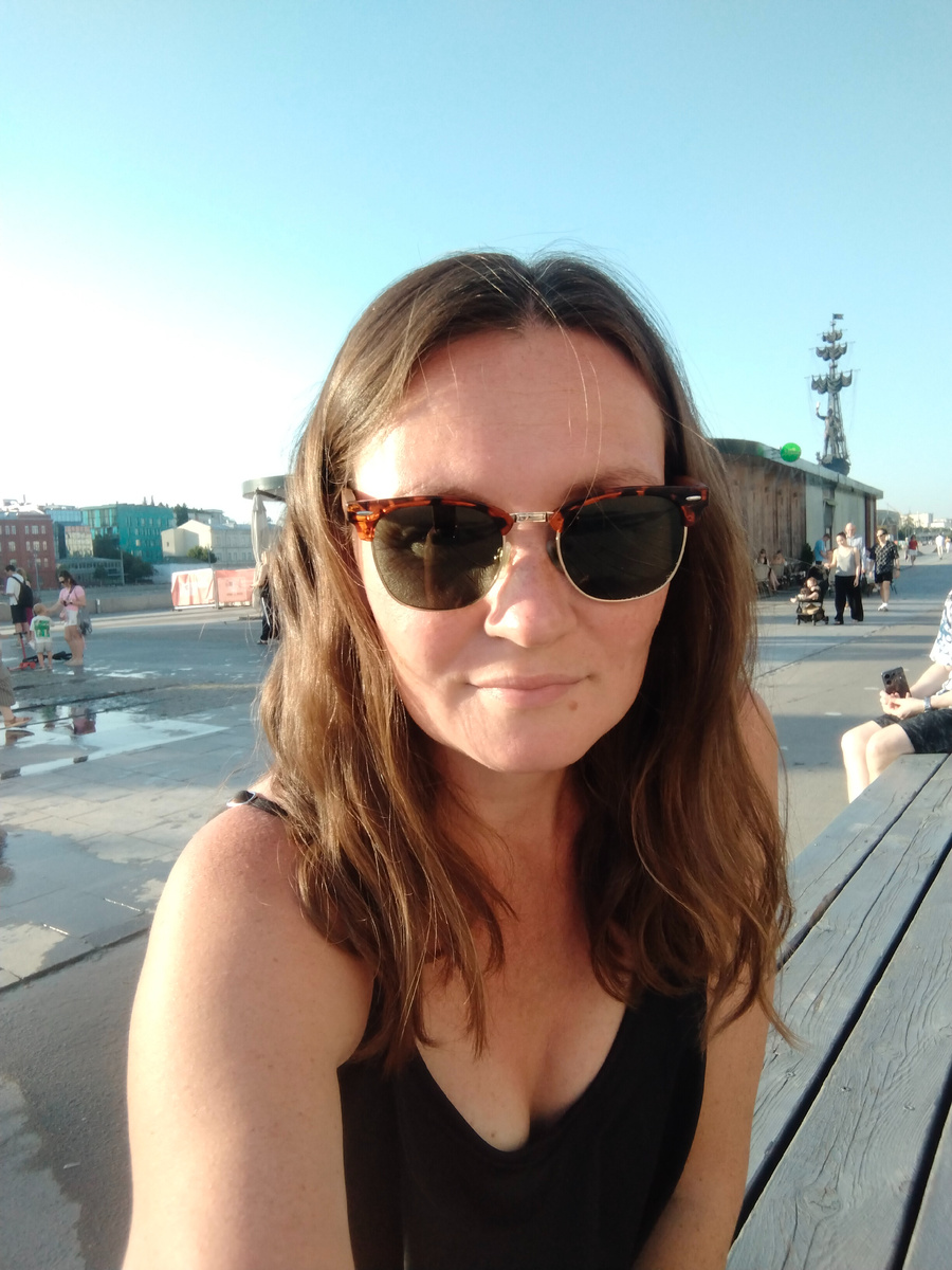 Почти 8 вечера, а на улице +33