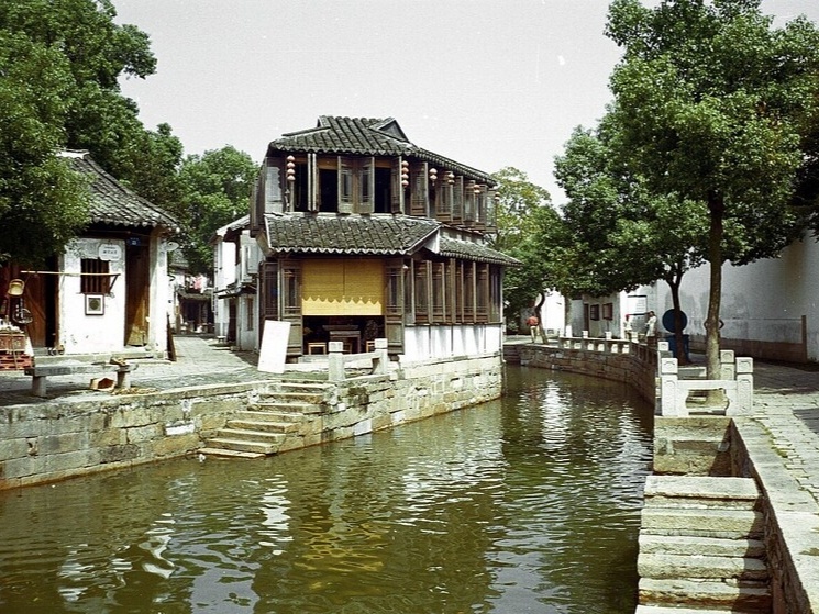 Древний город Тунли и его многочисленные речки являются частью системы Великого канала (из открытых источников в интернете)