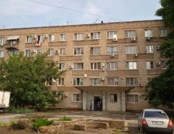 Почему на Ленина 85 в 40-гралуснуб жару без воды страдают люди, объяснили в УК