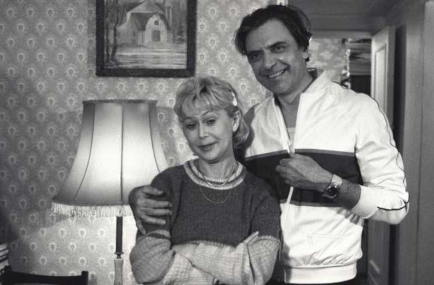 Лазарев и Немоляева жили как все обычные люди: в семье были разные моменты. Фото: Pinterest