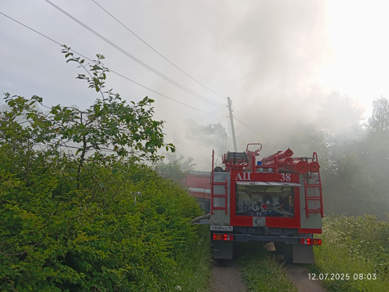    Сарай полыхал ранним утром в туристическом округе Карелии38 пожарно-спасательная часть г. Сортавала