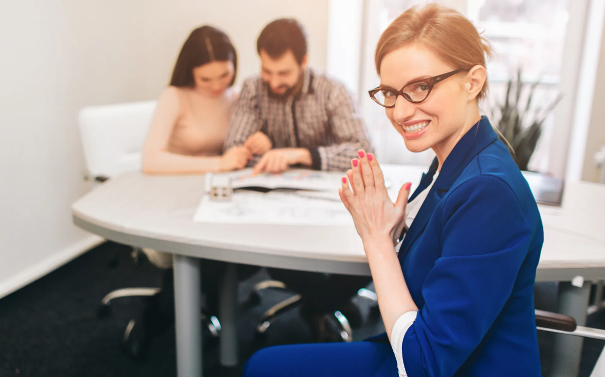 агенты - риэлторы