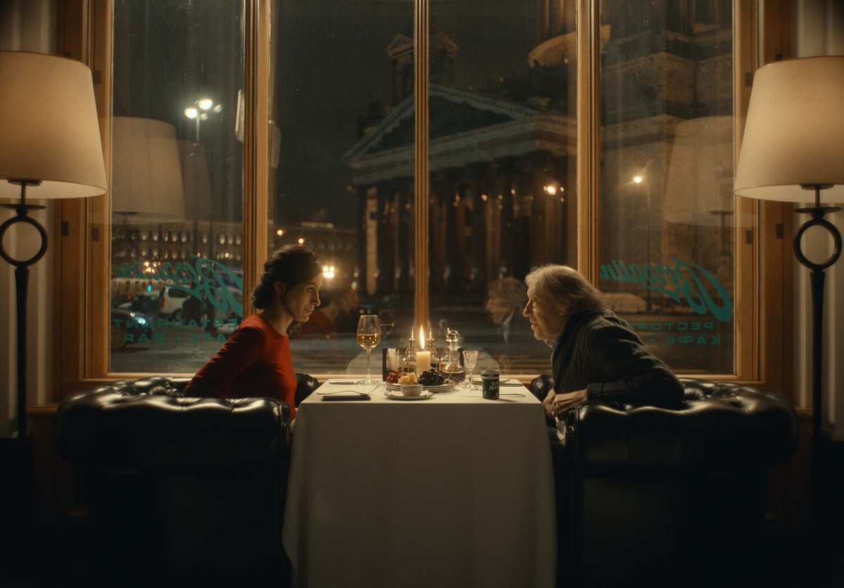 Кадр из фильма "Антиквариат".