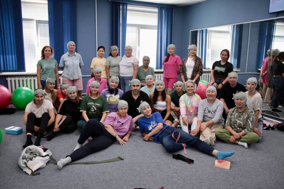    Обучение экскурсоводов оказанию первой помощи. Источник: t.me/turchak_andrey