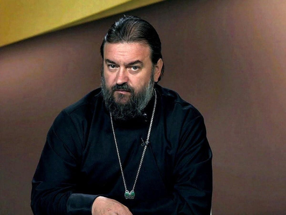 Священник Андрей Ткачёв