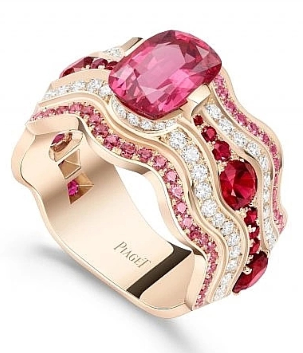 Кольцо. Коллекция "Иллюзия волны"