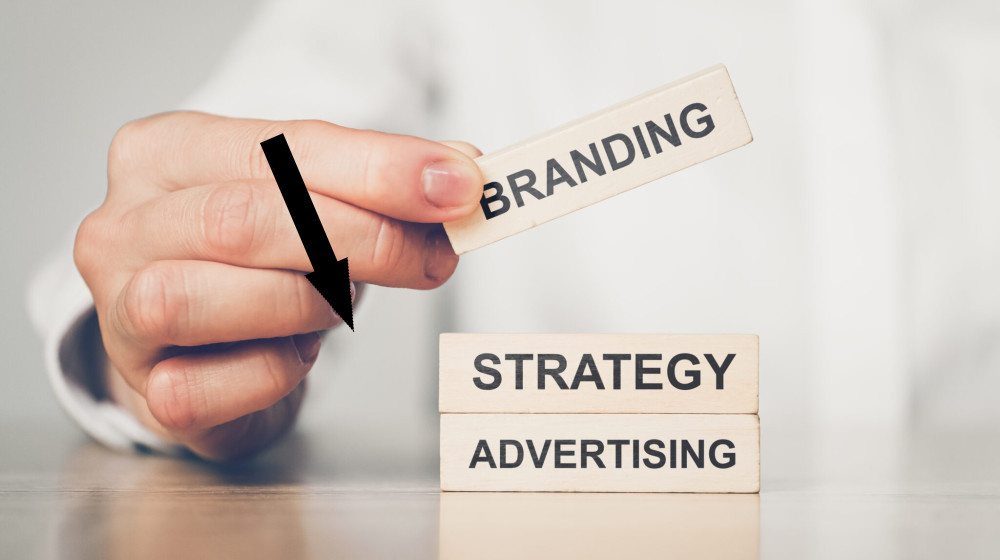    Как бренды меняют лица и почему мы этого не замечаем