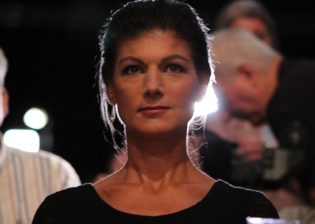    Вагенкнехт: предоставление Германией оружия для Украины — шаг на пути к большой европейской войне