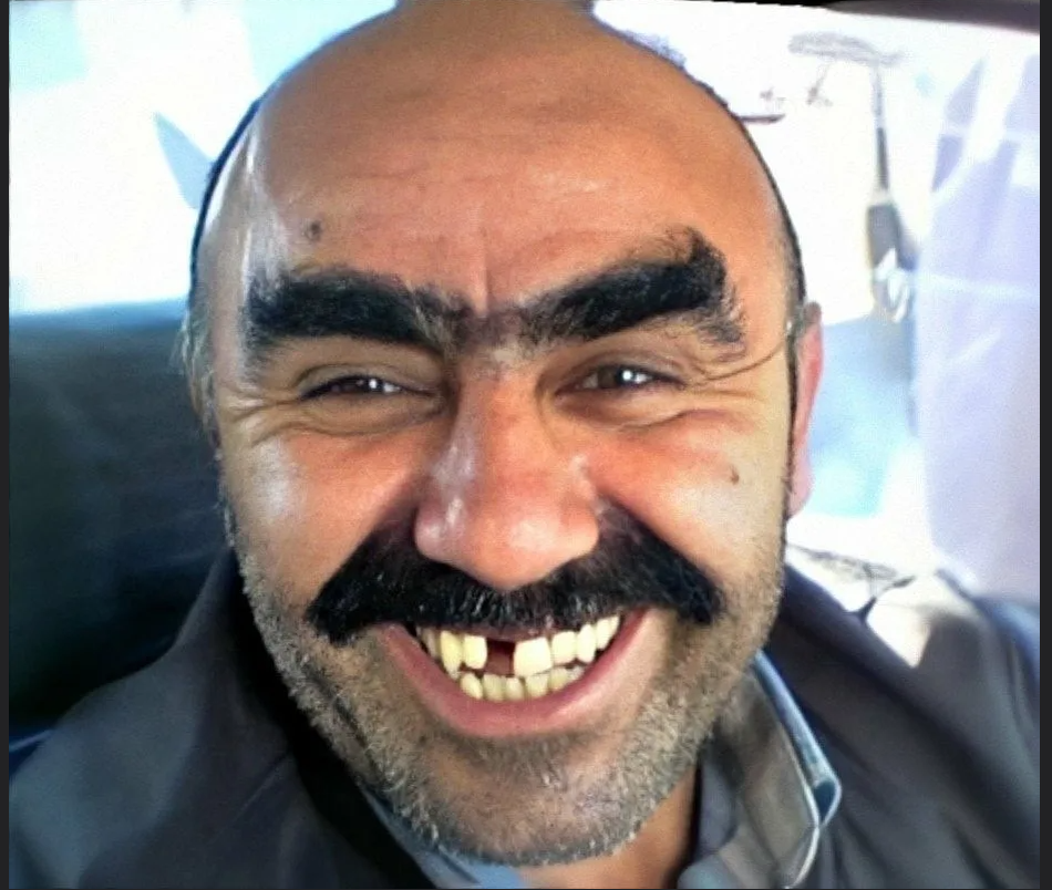 Монобровь, да не та