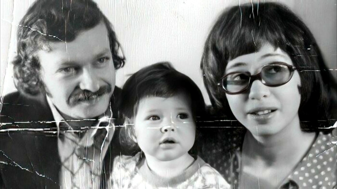 Анна с родителями