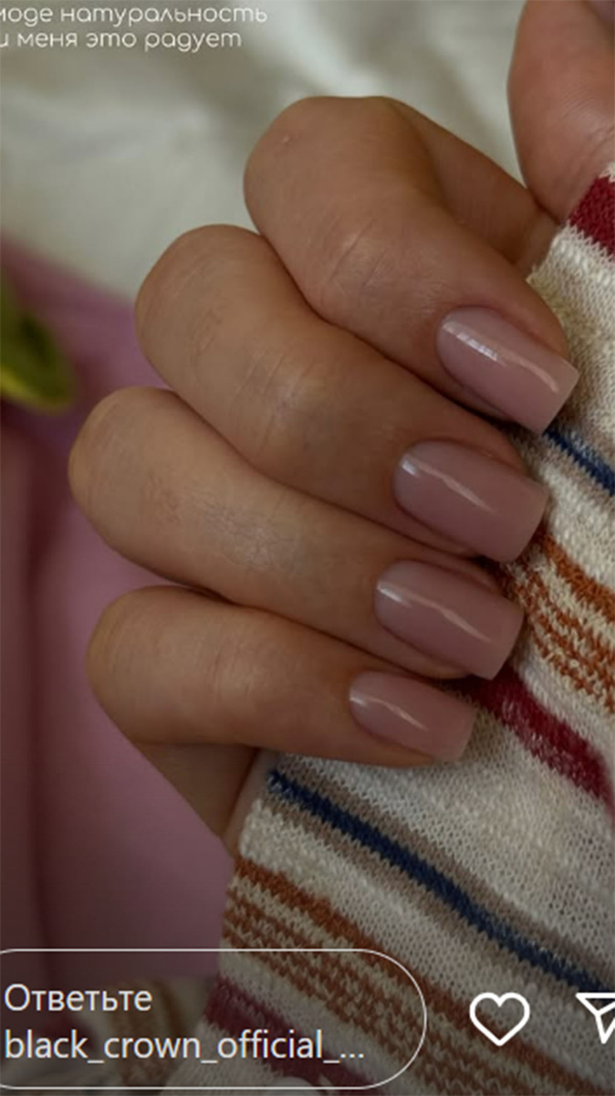 Нюдовый маникюр Тани Мусульбес. Фото: соцсети Тани Мусульбес