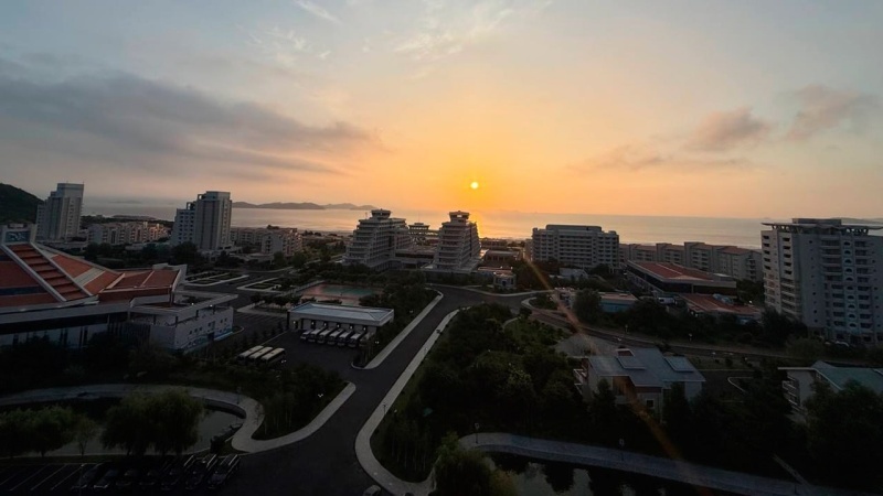    В Северной Корее Сергей Лавров и Ким Чен Ын провели встречу на яхте