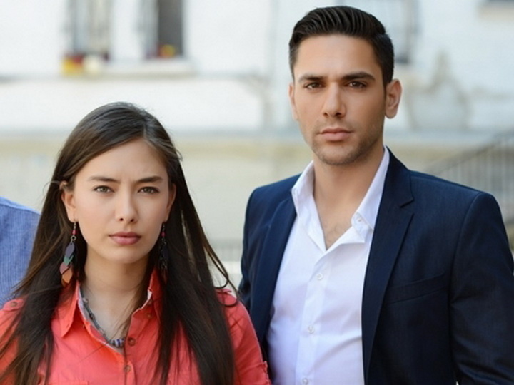 кадр из сериала "Два лица Стамбула"