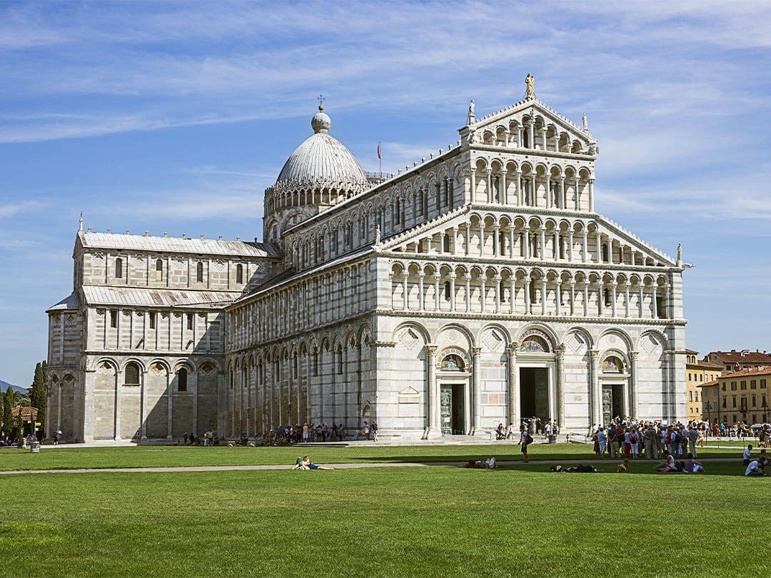 Пизанский собор, вид с запада. Главный фасад