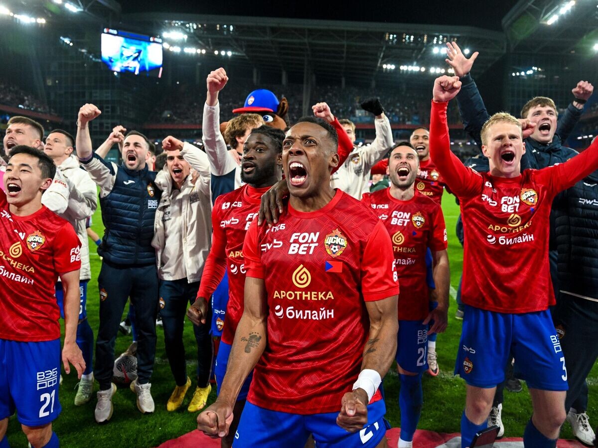    Футболисты ПФК ЦСКА© РИА Новости / Сергей Бобылев