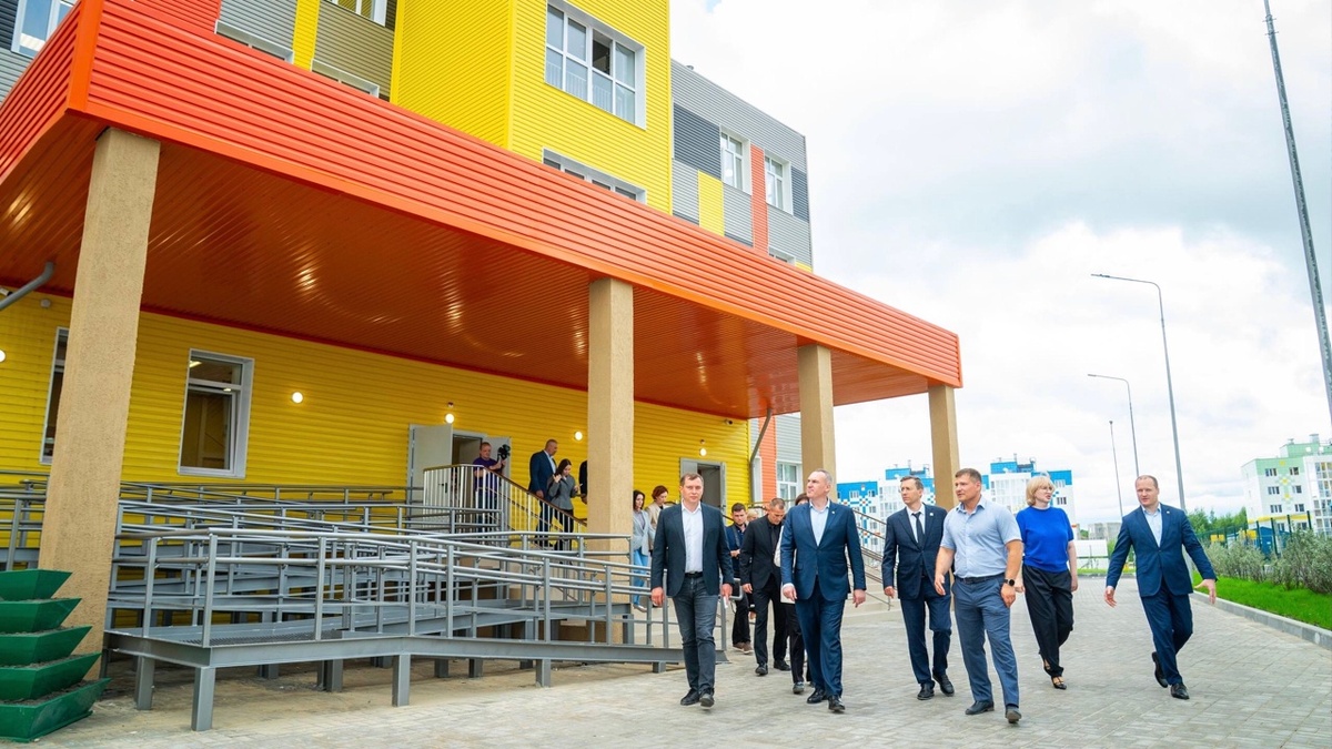    Ряд социальных объектов откроют в поселениях Сургутского района до конца года