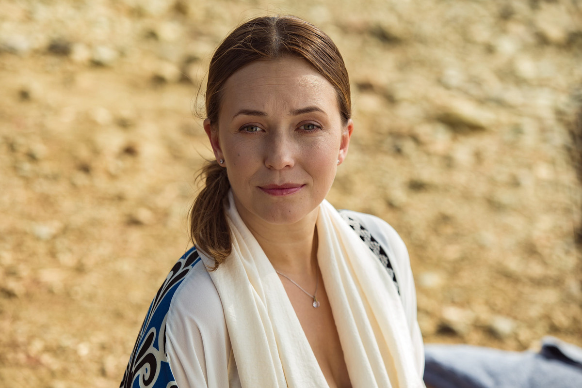 Кадр сериала «Между нами глубокое море».