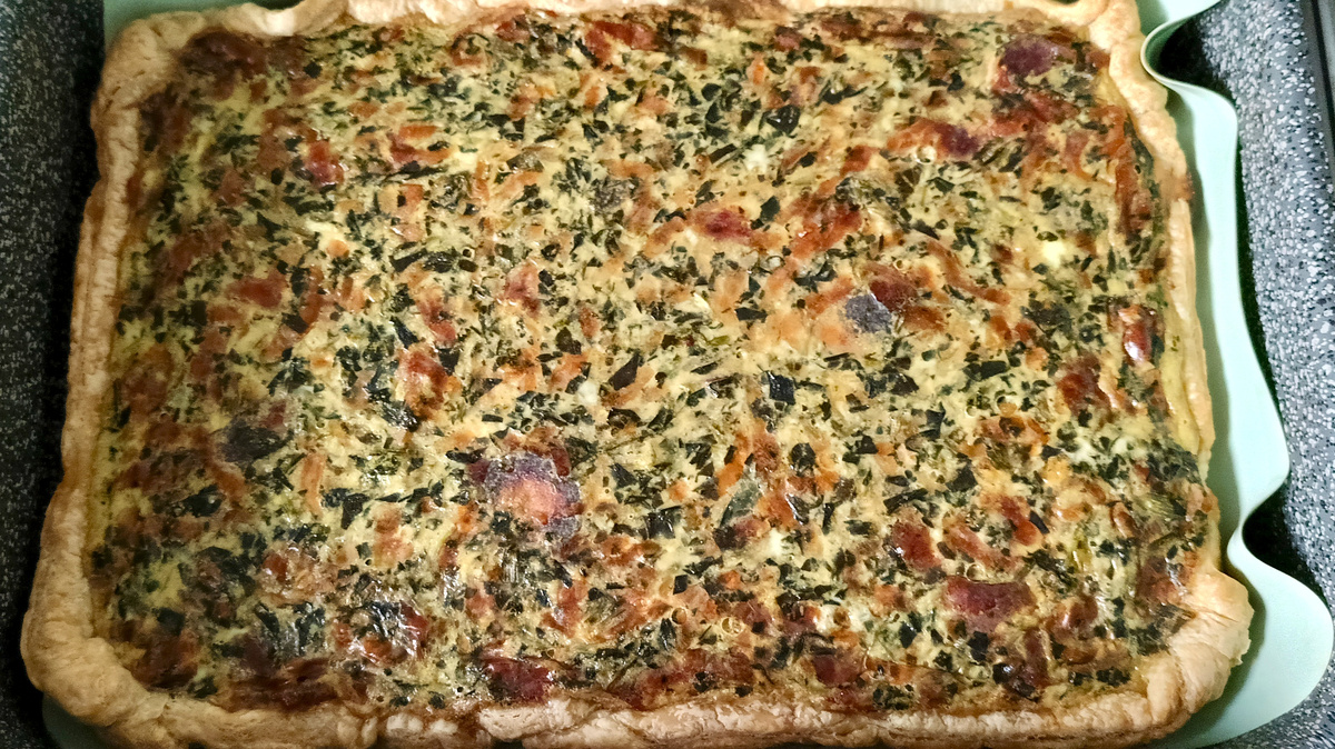 Получается вот такой открытый пирог. 