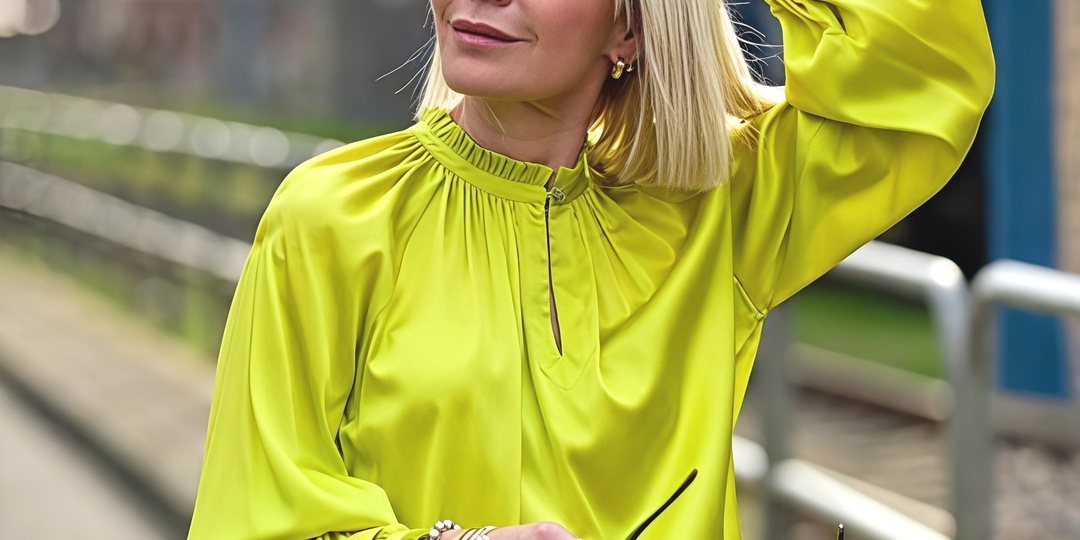 Что стоит убрать из гардероба 60+, а что добавить