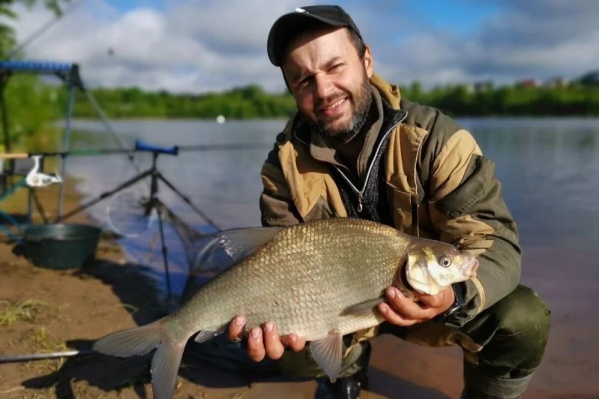    Илья признаётся: попробовав спортивную рыбалку, уже не смог вернуться к обычной – она казалась пресной.