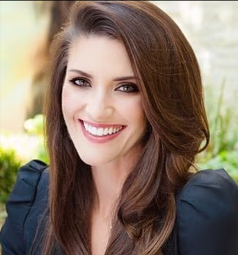 Меридит Мейнс, пытавшаяся отбеливать репутацию Меган. Получилось всё "Ass", извините, "As Ever". 