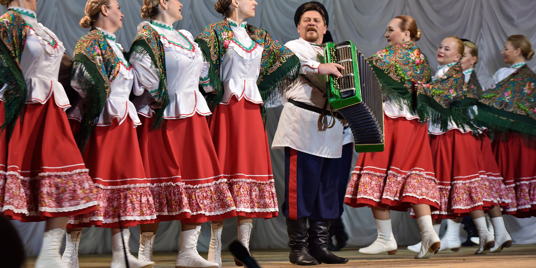 🎭 Театр танца «Река» представил свой первый сольный концерт в Мишкинском СДК