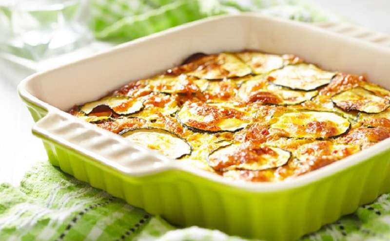Средиземноморский пирог с кабачками без муки: легкий деликатес за минимум времени