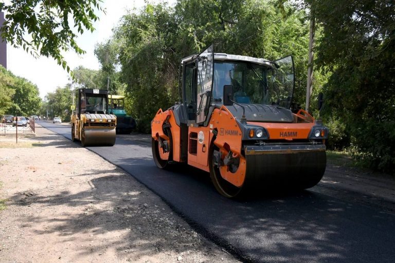   Более 20 улиц капитально отремонтируют в Оренбурге до конца года Оренбуржье