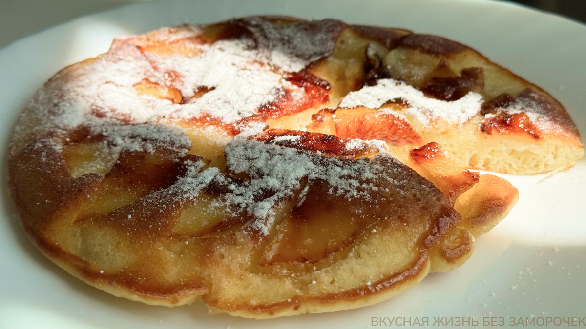Похож на большой оладушек с припёком, но вкус отменный! 
