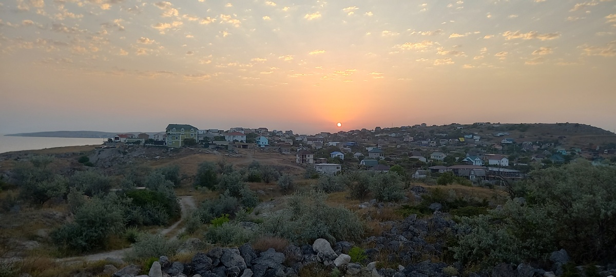 Восход солнца над Щелкино