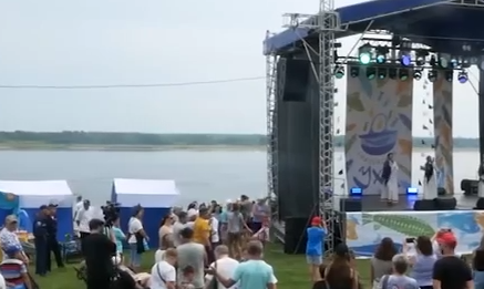     Показываем кадры с фестиваля «Енисейская уха»