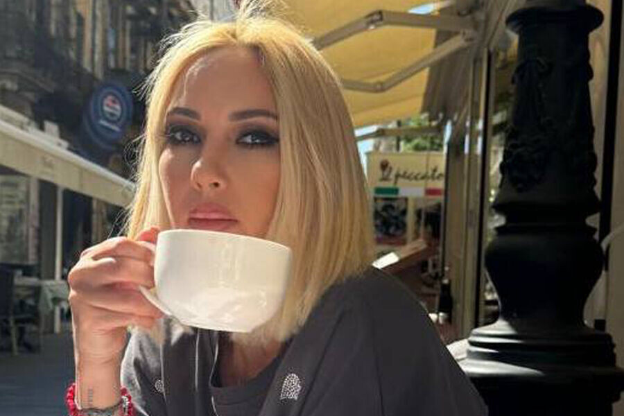 Откровения Кудрявцевой вызвали волну поддержки в Сети. Подписчицы пишут, что узнают себя в её словах, благодарят за честность и за то, что она открыто заговорила о табуированной теме.