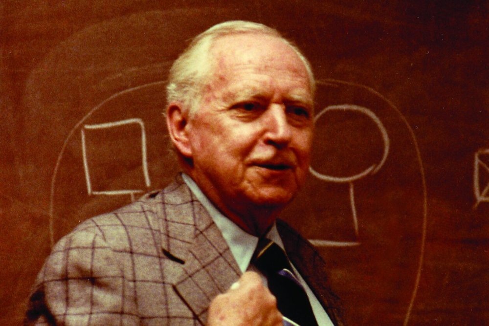 Мюррей Боуэн, психолог, психиатр, профессор университета США